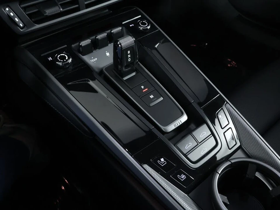 2026 Porsche 992 Carrera 4S - Image 14 of 25