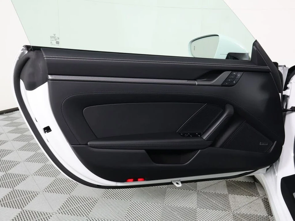 2026 Porsche 992 Carrera 4S - Image 21 of 25