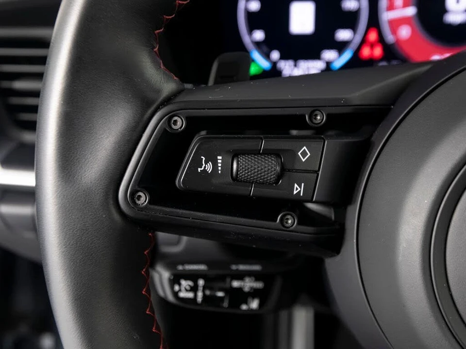 2026 Porsche 992 Carrera 4S - Image 24 of 31