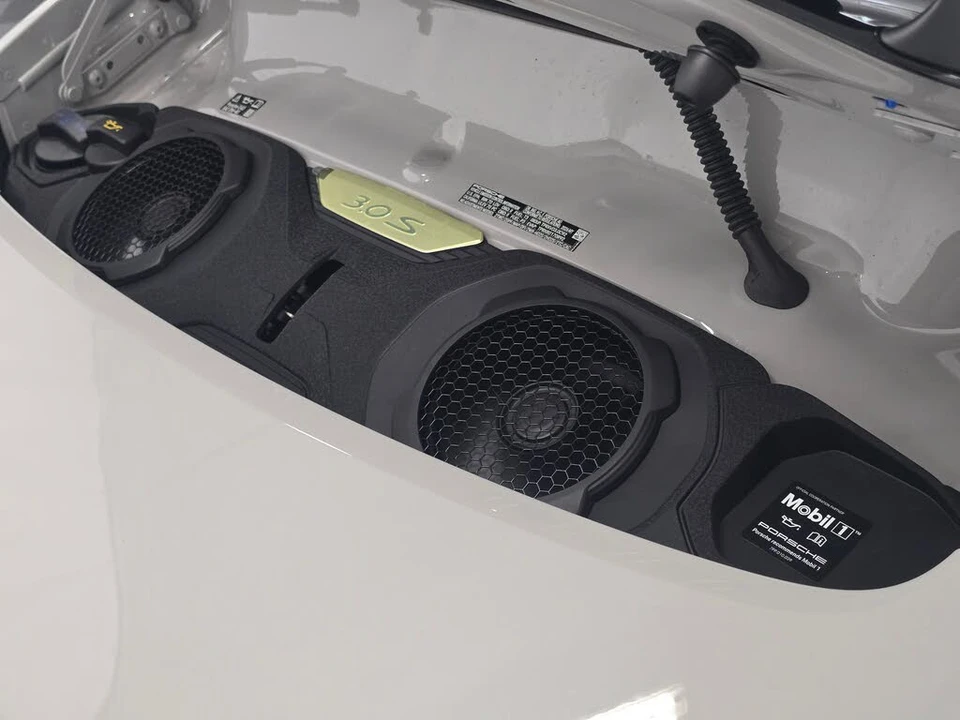2026 Porsche 992 Carrera 4S - Image 28 of 31
