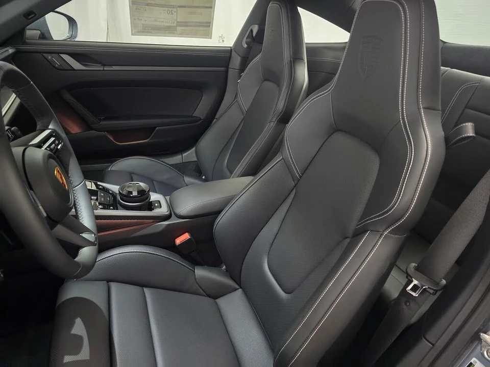 2026 Porsche 992 Carrera 4S - Image 5 of 31