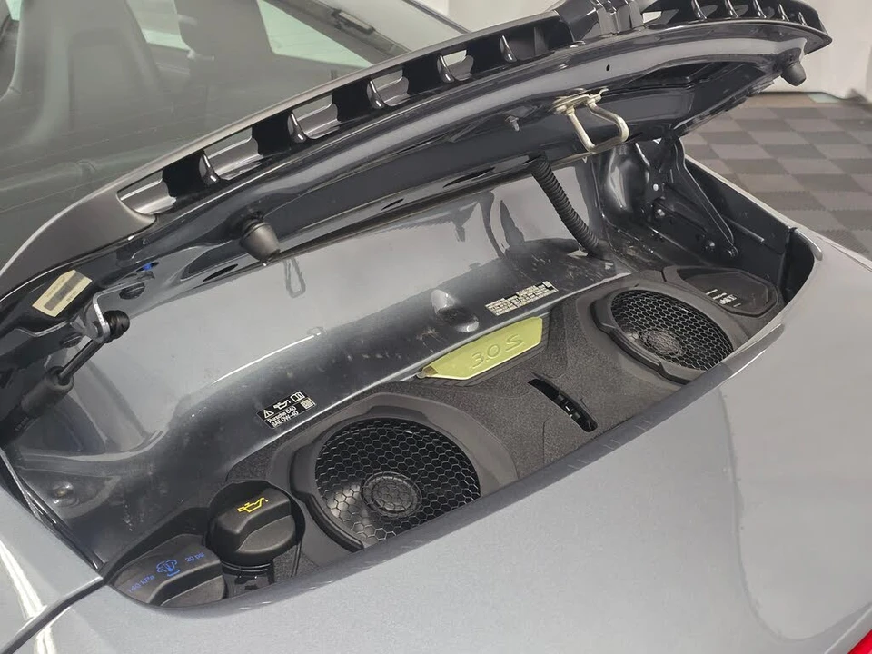 2026 Porsche 992 Carrera 4S - Image 29 of 31