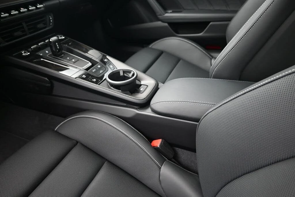 2026 Porsche 992 Carrera 4S - Image 21 of 31