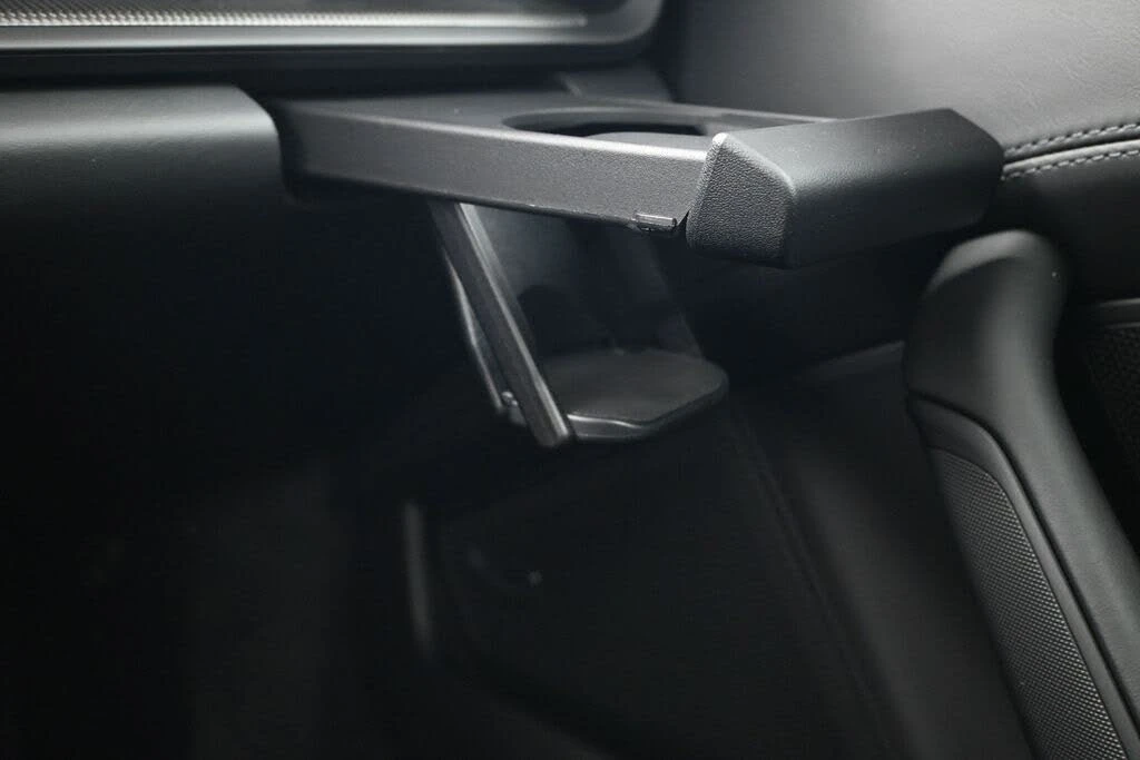 2026 Porsche 992 Carrera 4S - Image 22 of 31