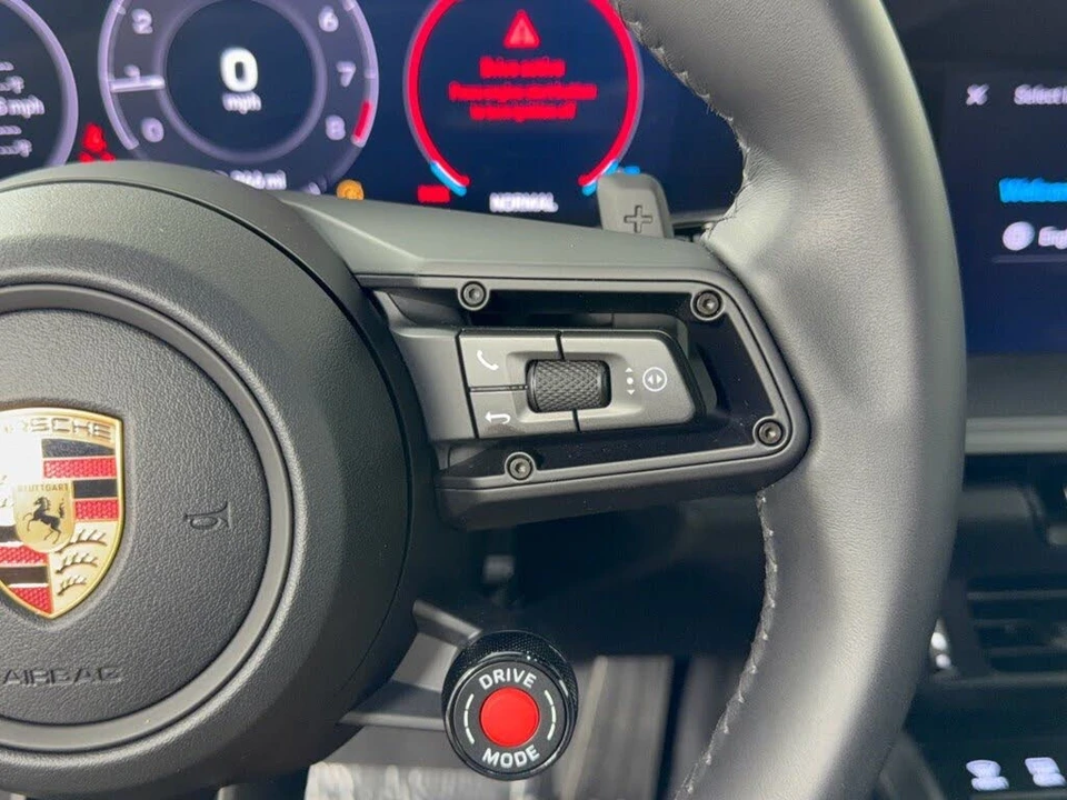 2026 Porsche 992 Carrera 4S - Image 19 of 31