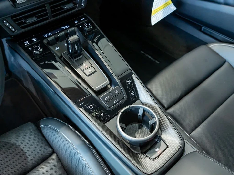 2026 Porsche 992 Carrera 4S - Image 21 of 31
