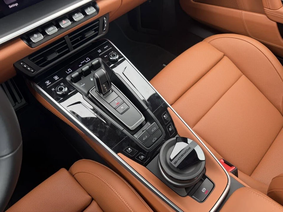 2026 Porsche 992 Carrera 4S - Image 23 of 27