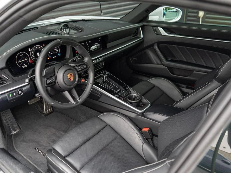 2026 Porsche 992 Carrera 4S - Image 4 of 5
