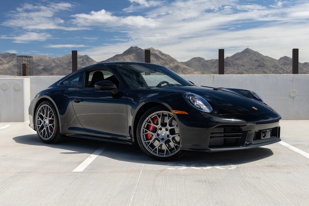 2026 Porsche 992 Carrera 4S - Image 4 of 31