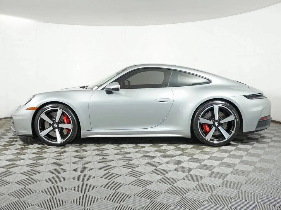 2026 Porsche 992 Carrera 4S - Image 2 of 4