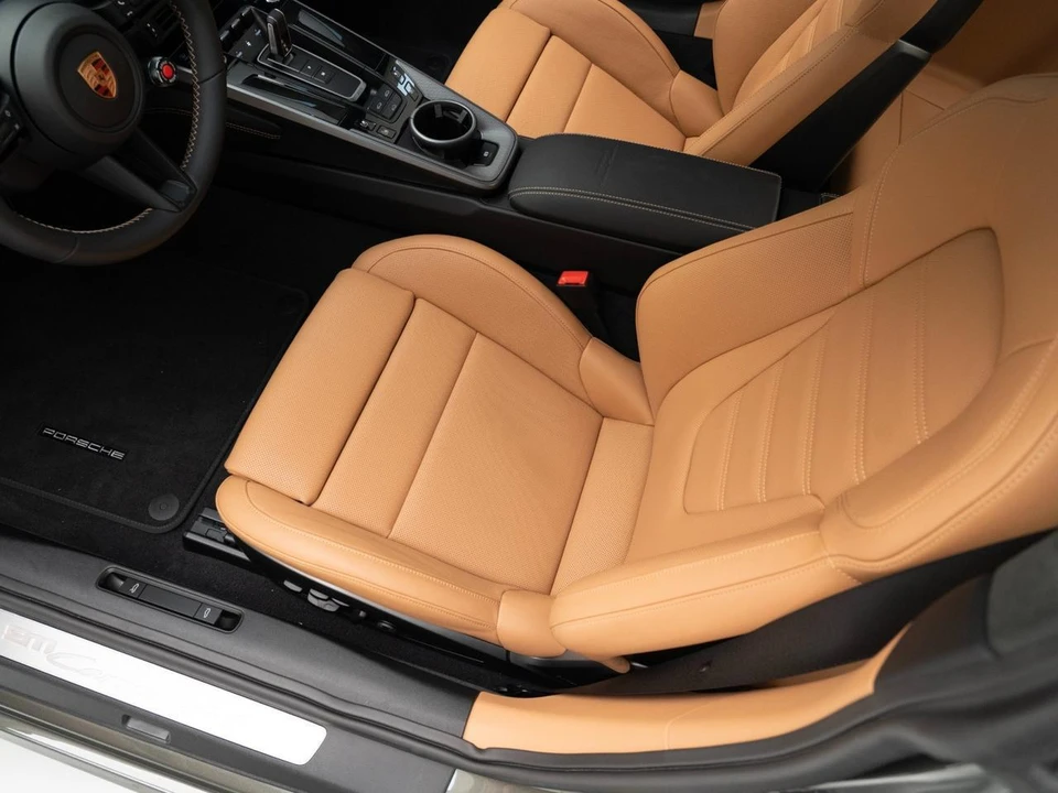 2026 Porsche 992 Carrera 4S - Image 16 of 31