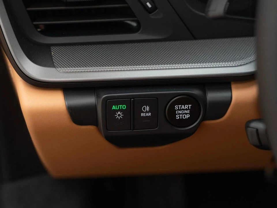 2026 Porsche 992 Carrera 4S - Image 29 of 31