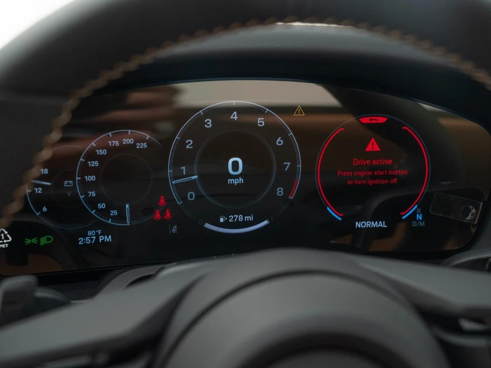 2026 Porsche 992 Carrera 4S - Image 24 of 31