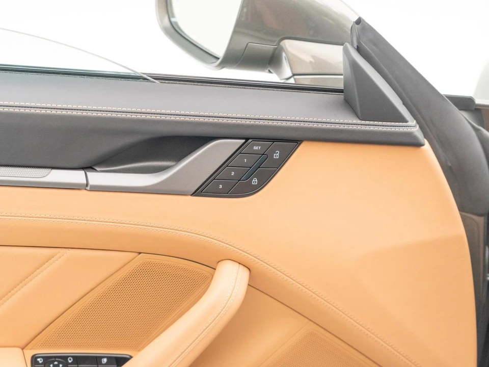 2026 Porsche 992 Carrera 4S - Image 22 of 31