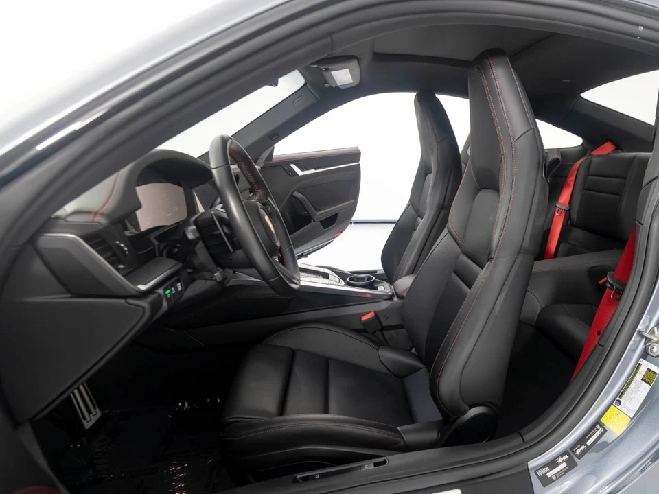2026 Porsche 992 Carrera 4S - Image 5 of 5
