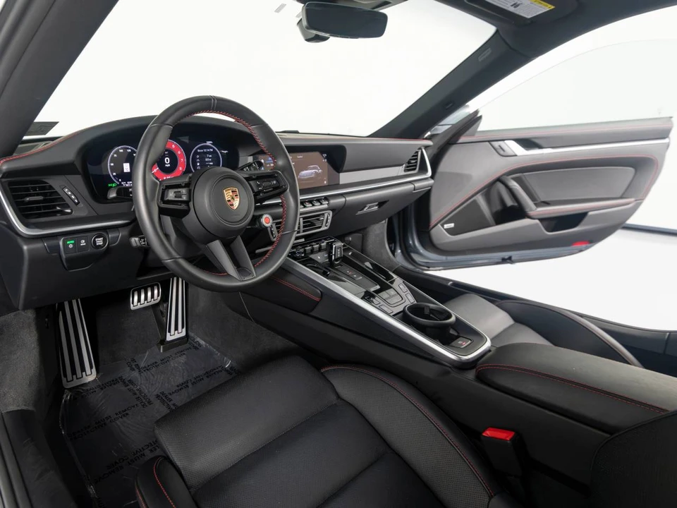 2026 Porsche 992 Carrera 4S - Image 4 of 5