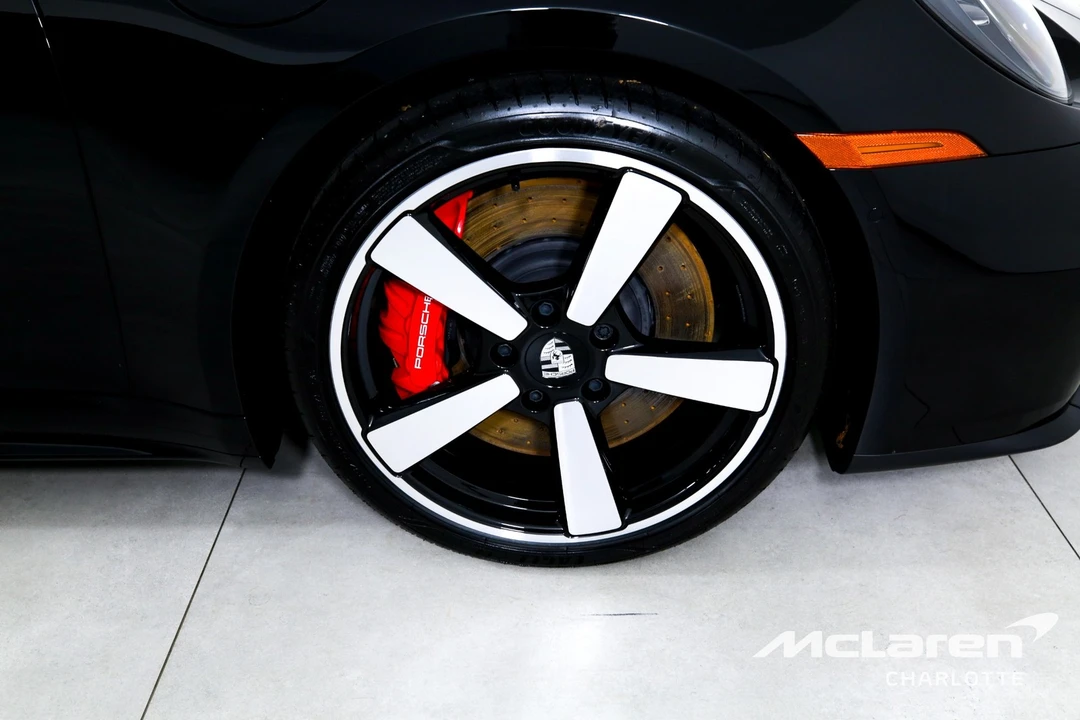 2026 Porsche 992 Carrera 4S - Image 28 of 31