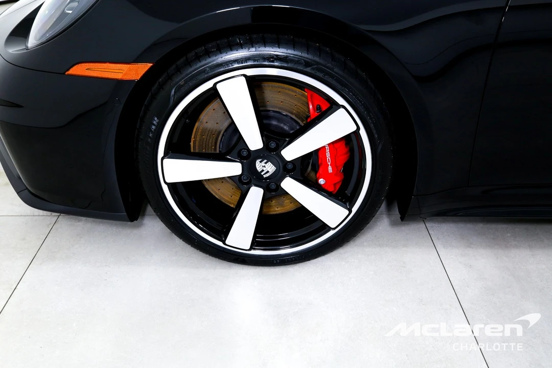 2026 Porsche 992 Carrera 4S - Image 29 of 31