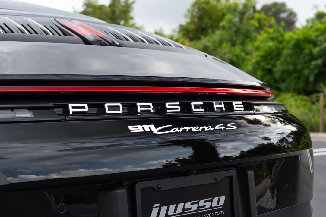 2026 Porsche 992 Carrera 4S - Image 18 of 31