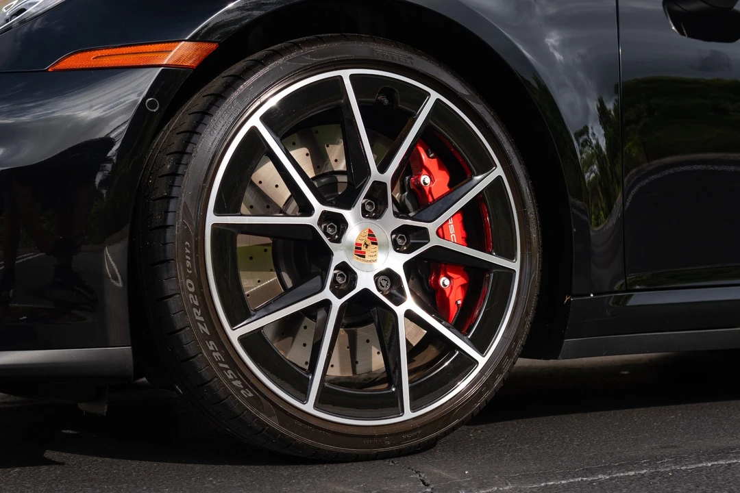 2026 Porsche 992 Carrera 4S - Image 21 of 31