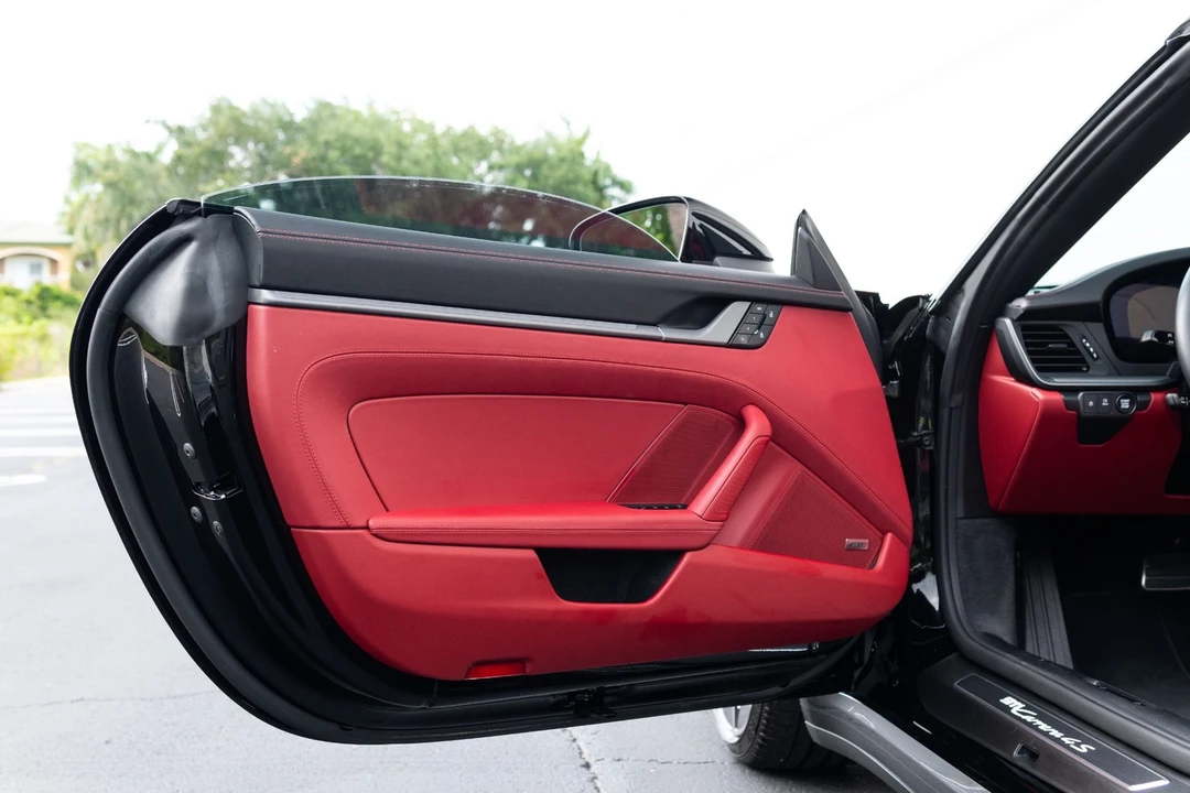 2026 Porsche 992 Carrera 4S - Image 29 of 31