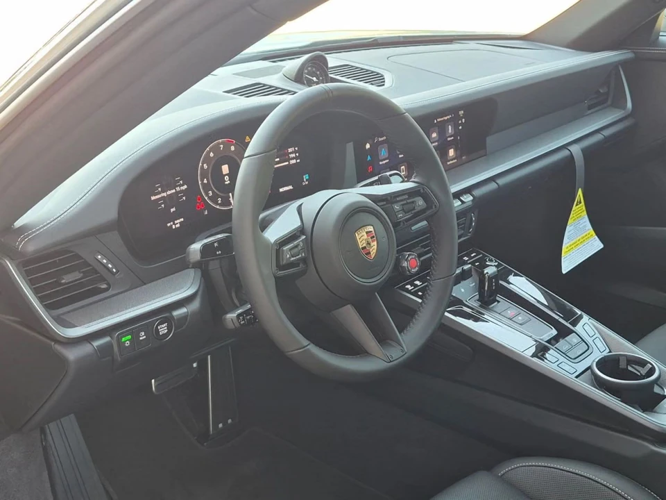 2026 Porsche 992 Carrera - Image 28 of 31