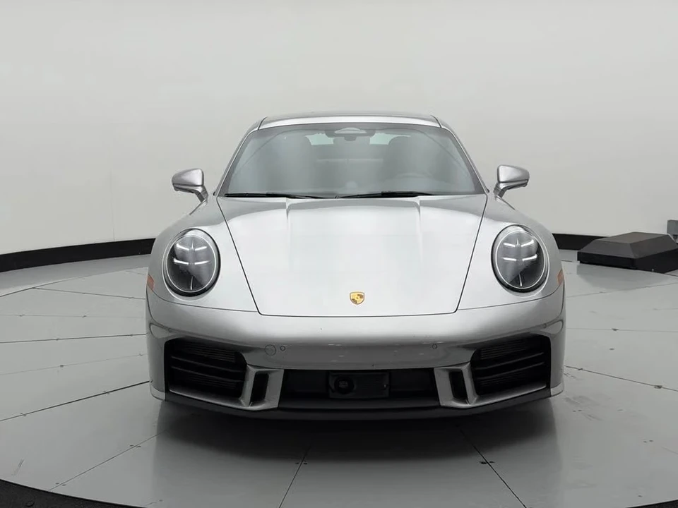 2026 Porsche 992 Carrera - Image 12 of 31
