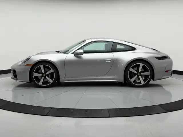 2026 Porsche 992 Carrera - Image 22 of 31
