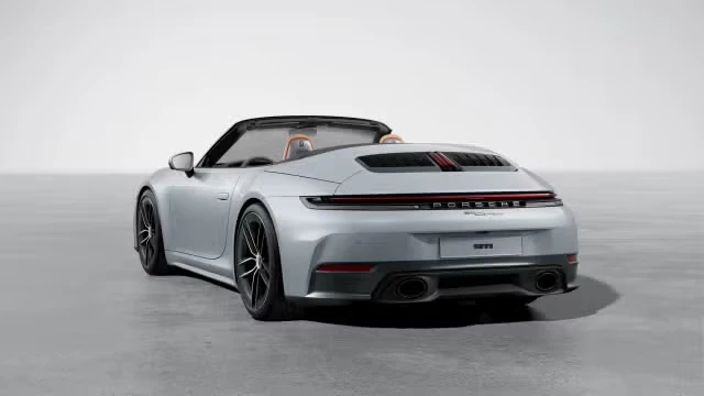 2026 Porsche 911 - Image 18 of 30