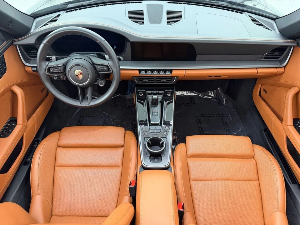 2026 Porsche 992 Carrera - Image 17 of 31