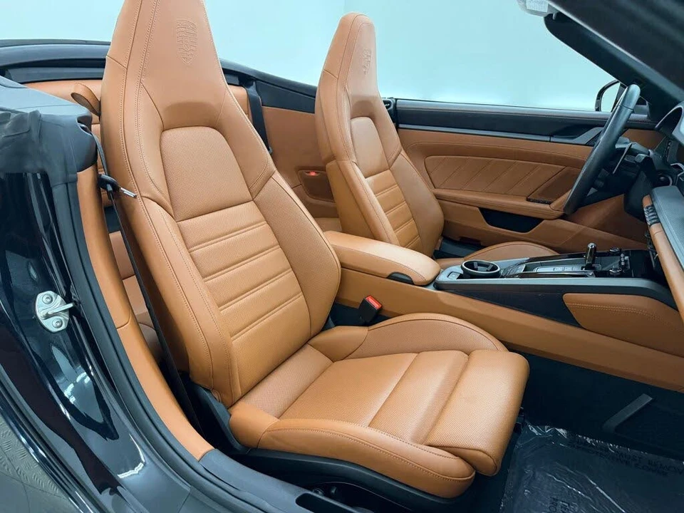 2026 Porsche 992 Carrera - Image 26 of 31