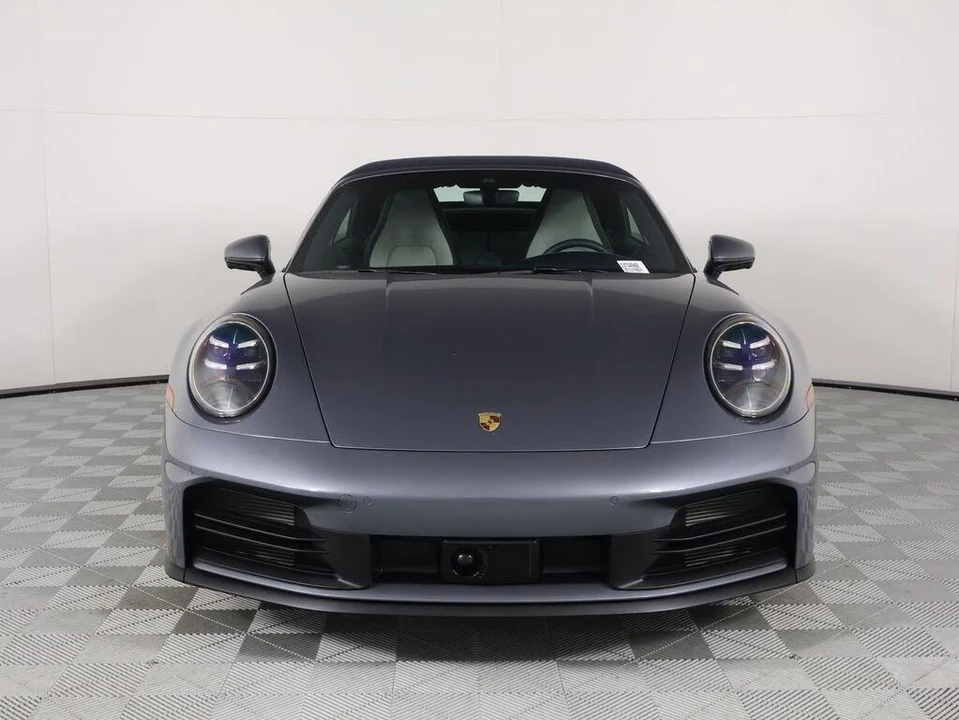 2026 Porsche 992 Carrera - Image 10 of 31