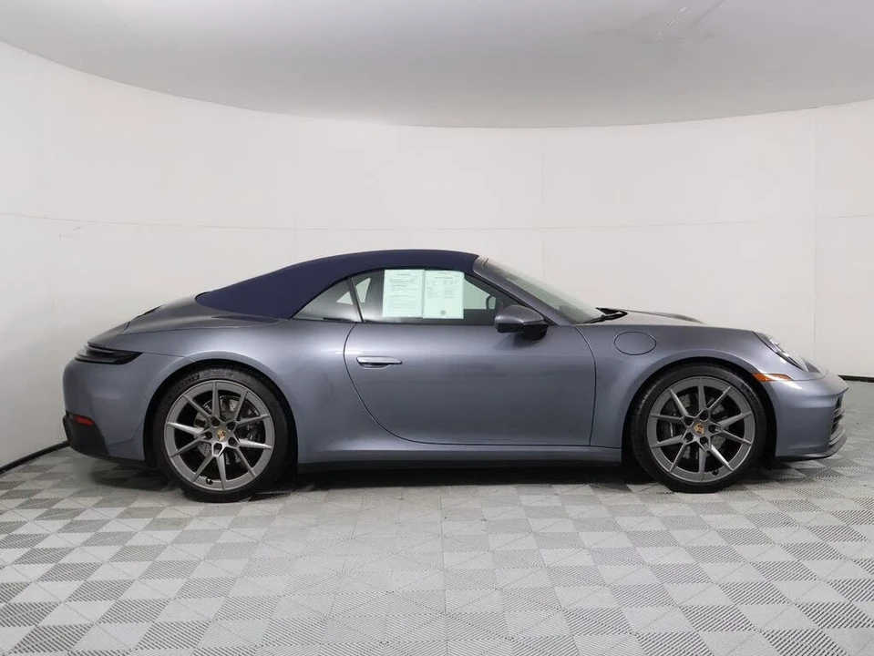 2026 Porsche 992 Carrera - Image 8 of 31