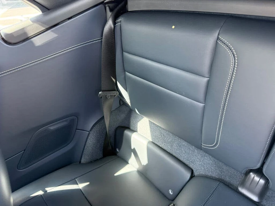 2026 Porsche 992 Carrera - Image 10 of 31