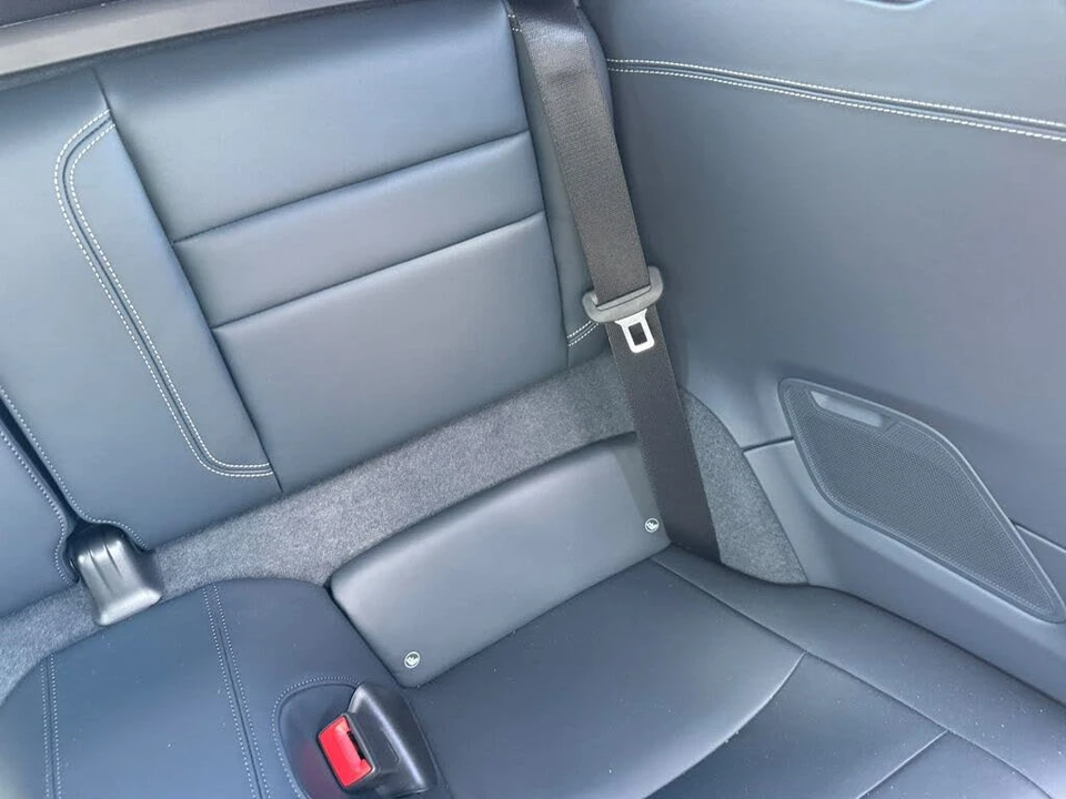 2026 Porsche 992 Carrera - Image 11 of 31