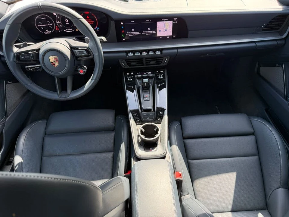 2026 Porsche 992 Carrera - Image 12 of 31