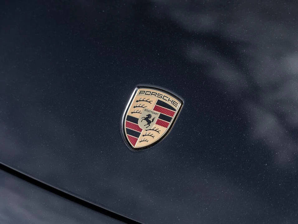 2026 Porsche 992 Carrera - Image 19 of 31