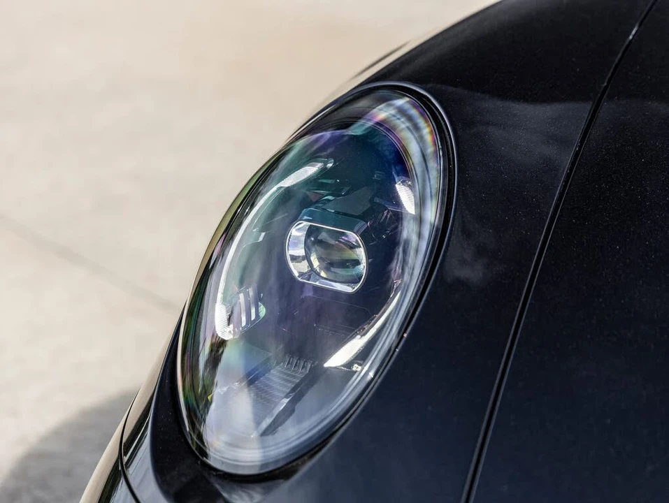 2026 Porsche 992 Carrera - Image 21 of 31