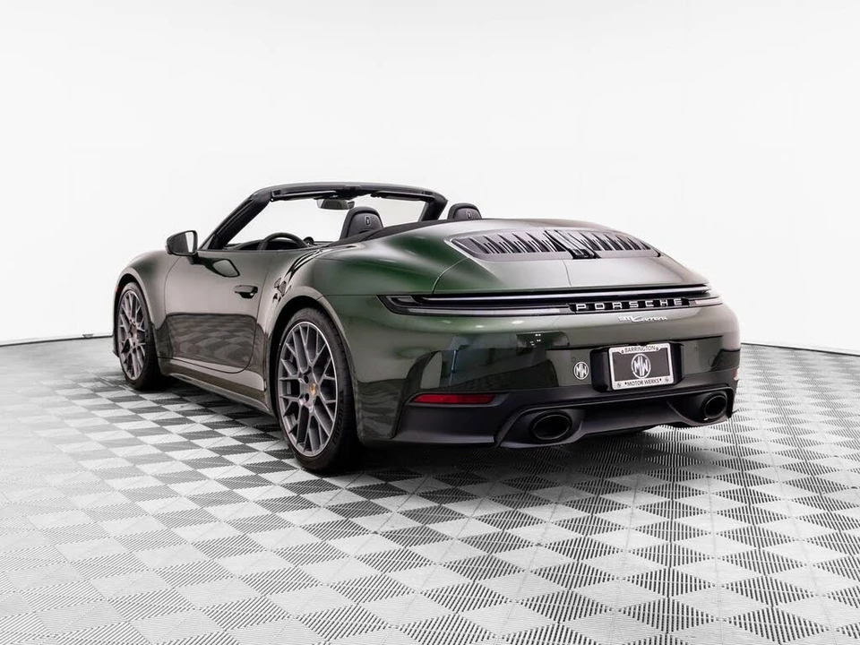 2026 Porsche 992 Carrera - Image 3 of 31