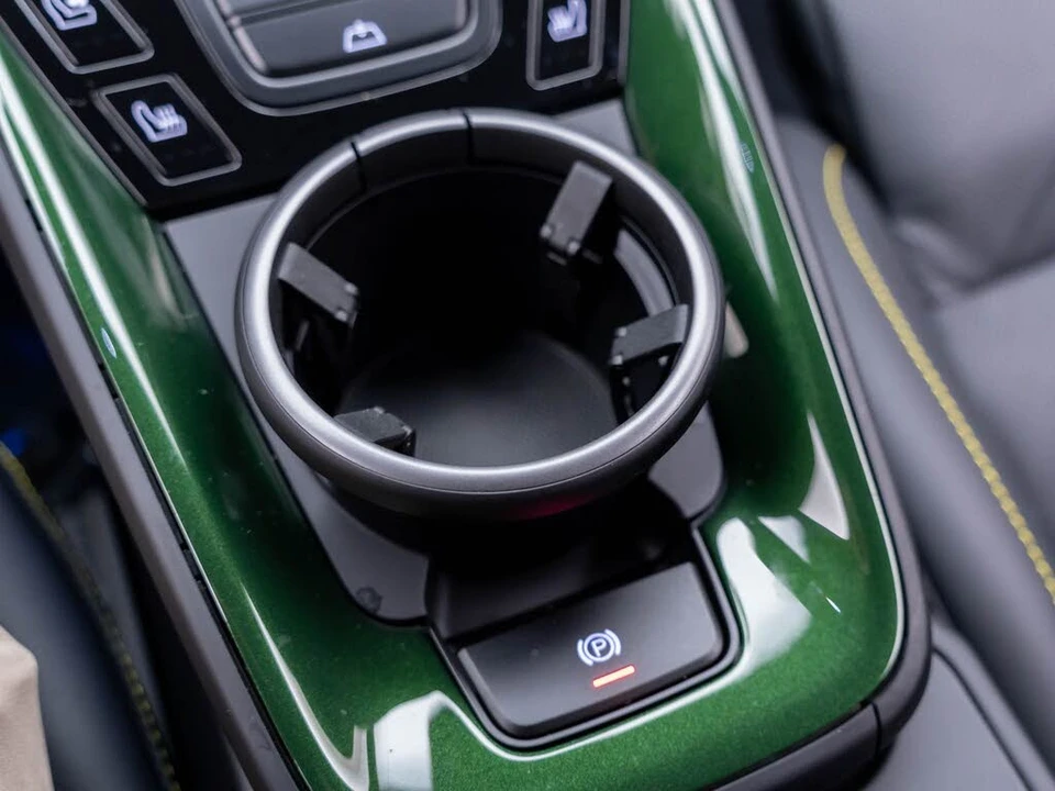 2026 Porsche 992 Carrera - Image 26 of 31