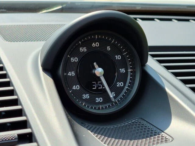 2026 Porsche 992 Carrera - Image 14 of 31