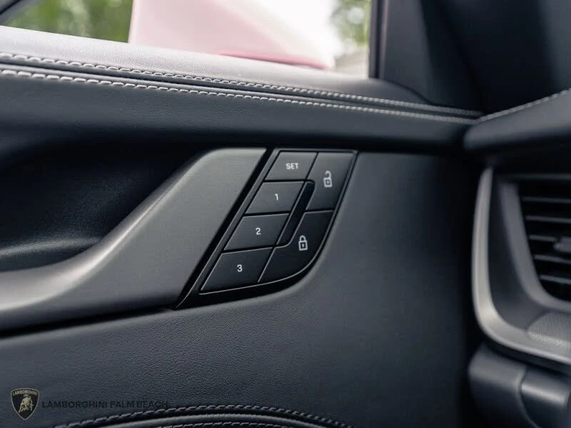 2026 Porsche 992 Carrera - Image 23 of 31