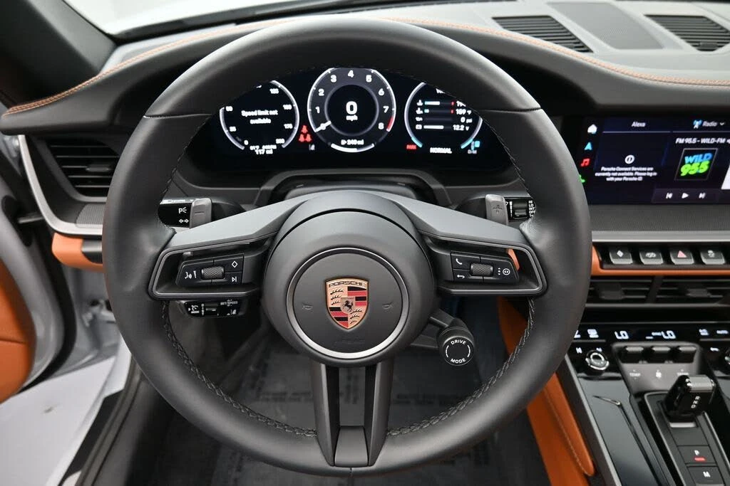 2026 Porsche 992 Carrera - Image 9 of 31