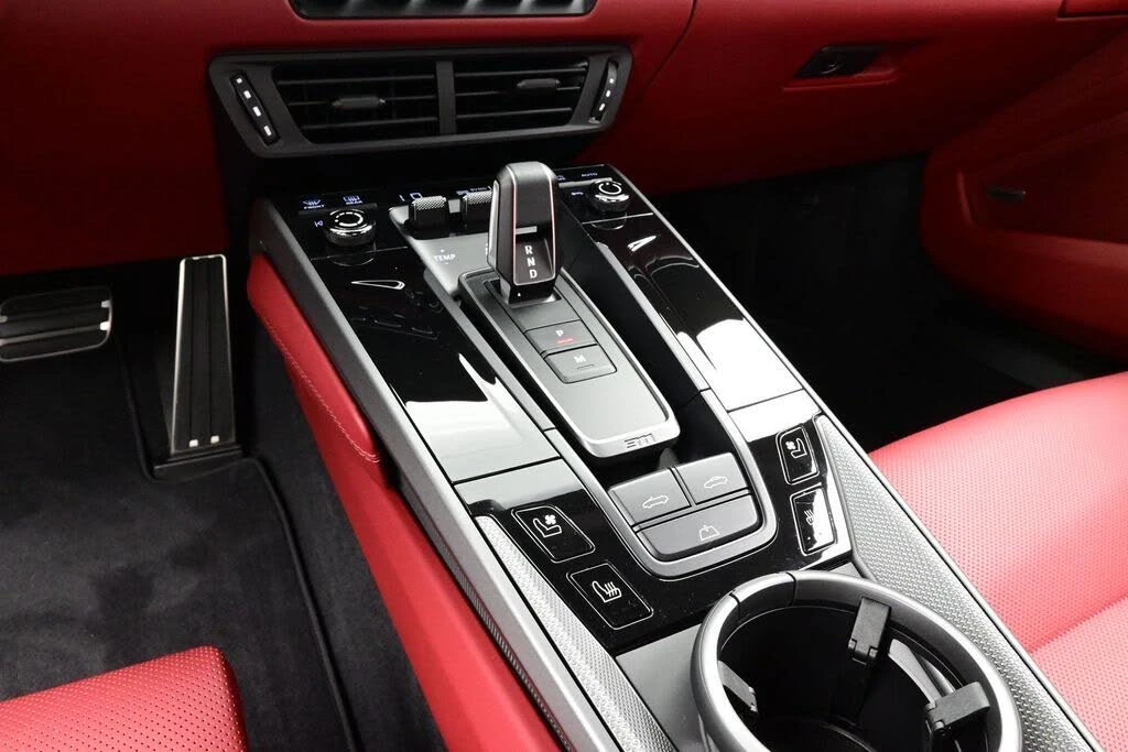 2026 Porsche 992 Carrera - Image 15 of 30