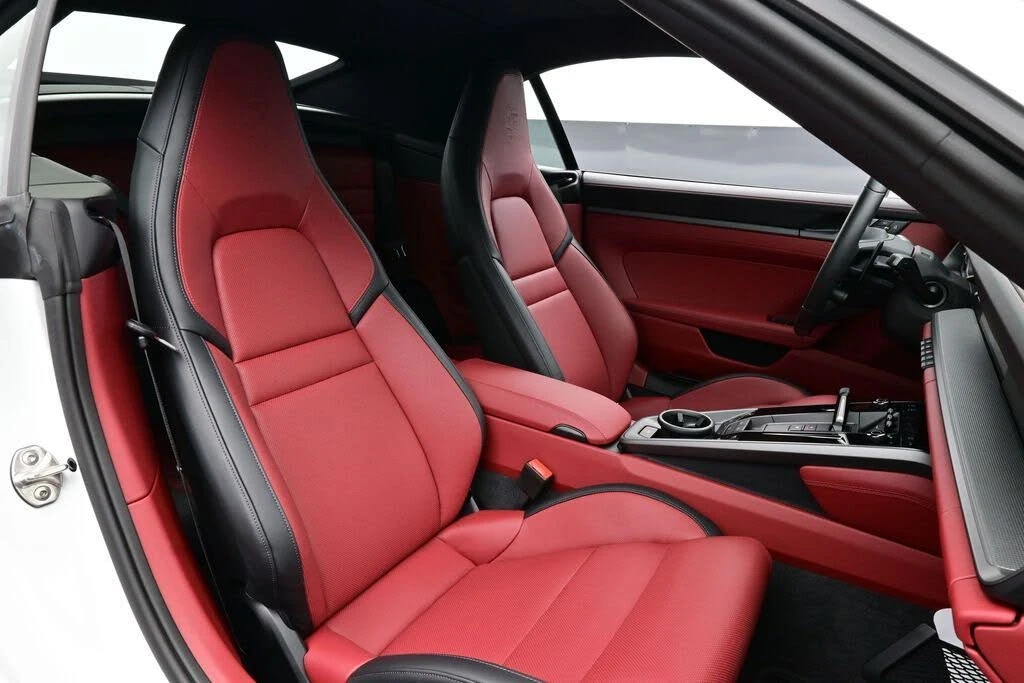 2026 Porsche 992 Carrera - Image 9 of 30