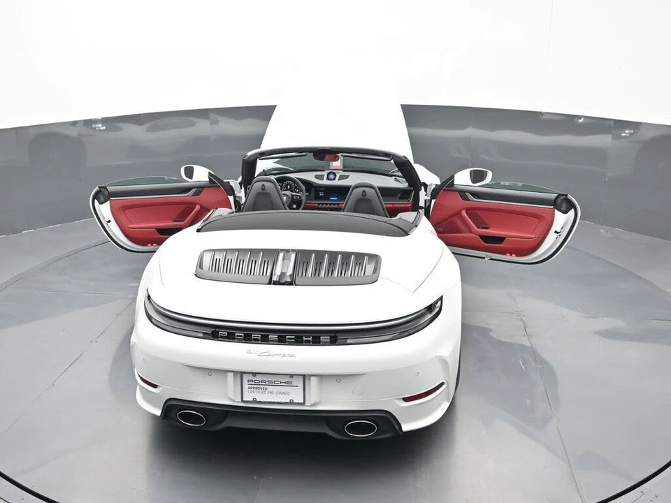 2026 Porsche 992 Carrera - Image 24 of 30