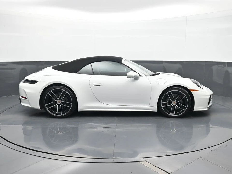 2026 Porsche 992 Carrera - Image 20 of 30