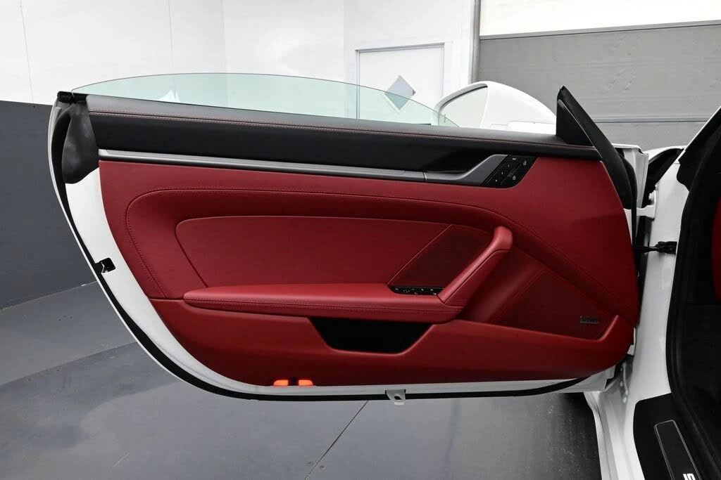 2026 Porsche 992 Carrera - Image 7 of 30