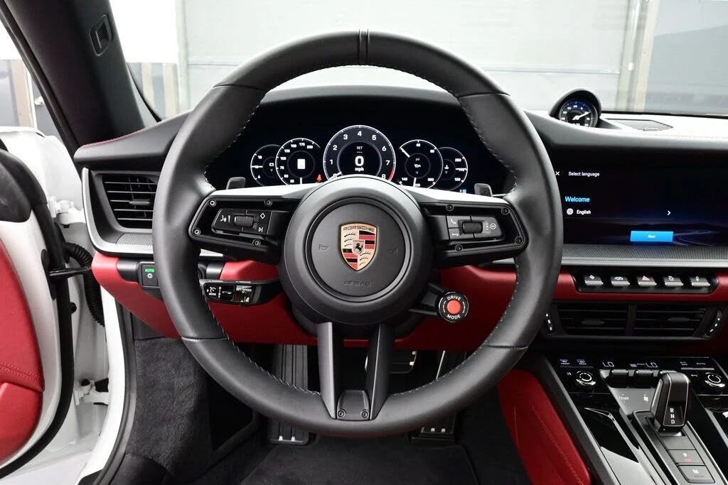 2026 Porsche 992 Carrera - Image 12 of 30
