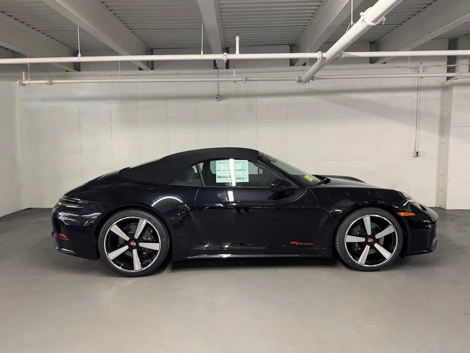 2026 Porsche 992 Carrera - Image 12 of 31
